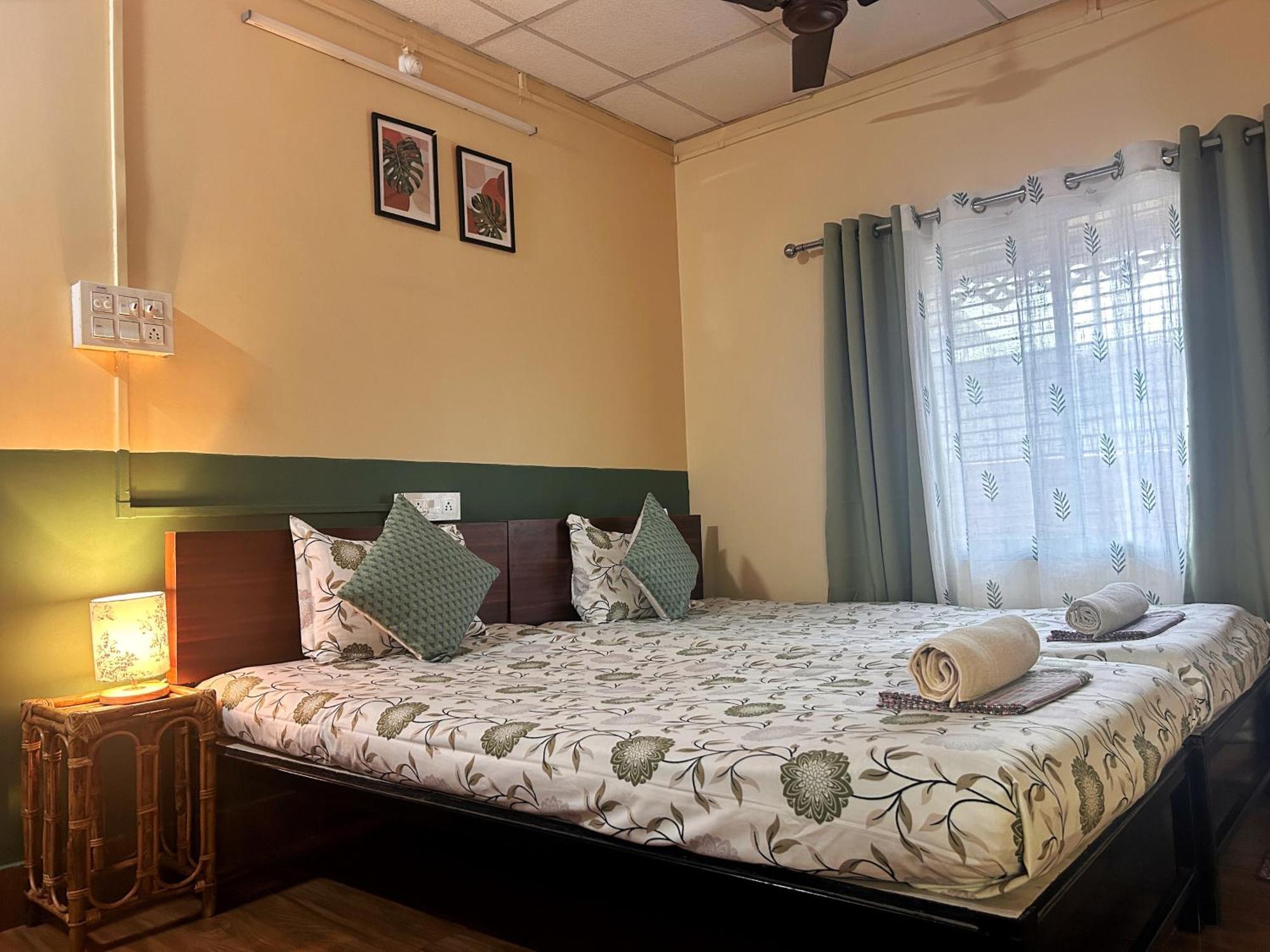 Mulaqat Homestay Siliguri Bagian luar foto
